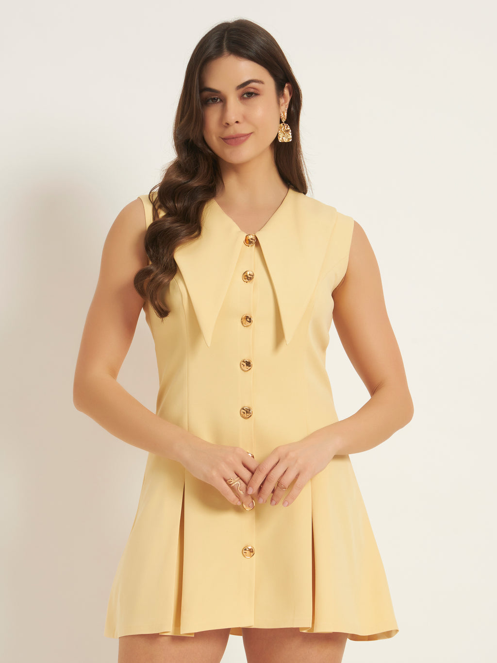 Detail Darling Dress