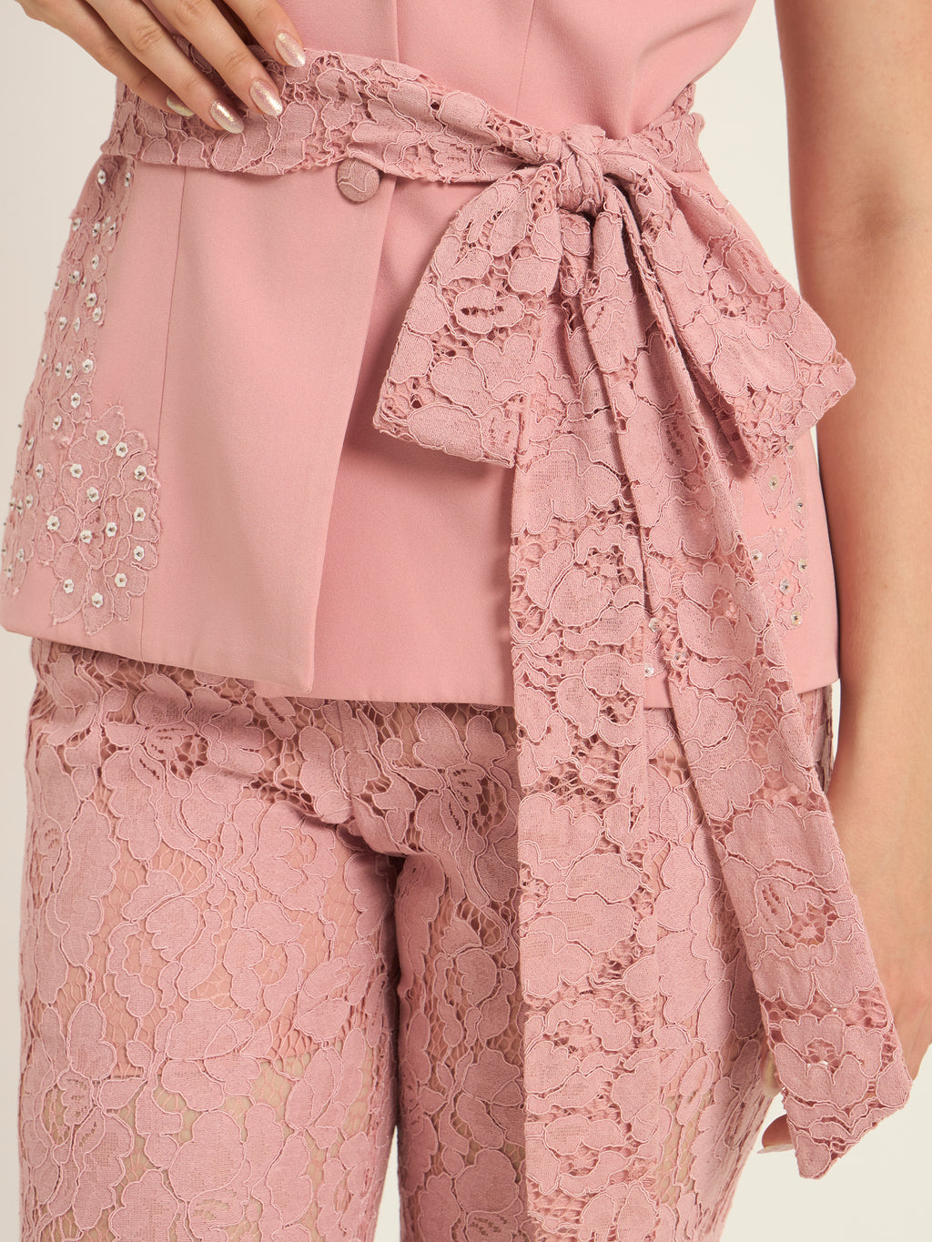 Rose Statement Set